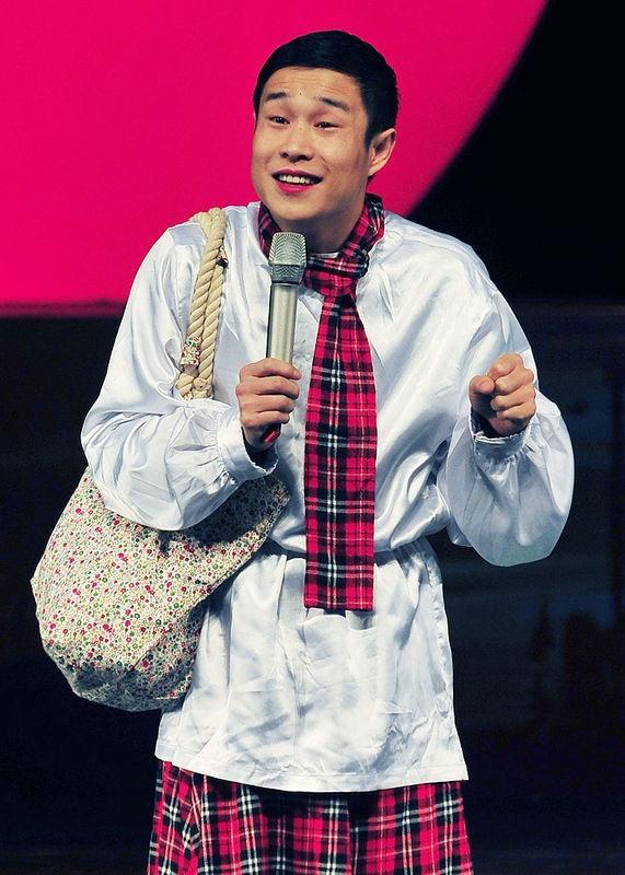 网曝缉毒视频,主角疑似小沈阳,其妻子发声道明原因