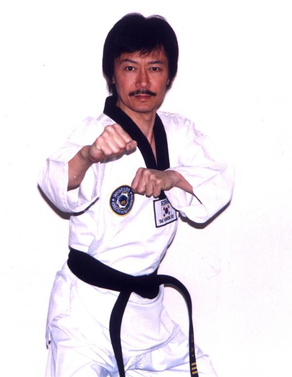 香港电影最后一位奇才,没他就没王家卫,年过六旬丧女又患癌!