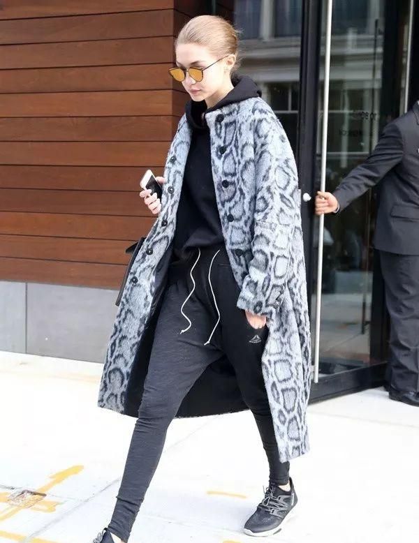 总是嫌弃豹纹又土又low没时尚感?那是你还不会穿!