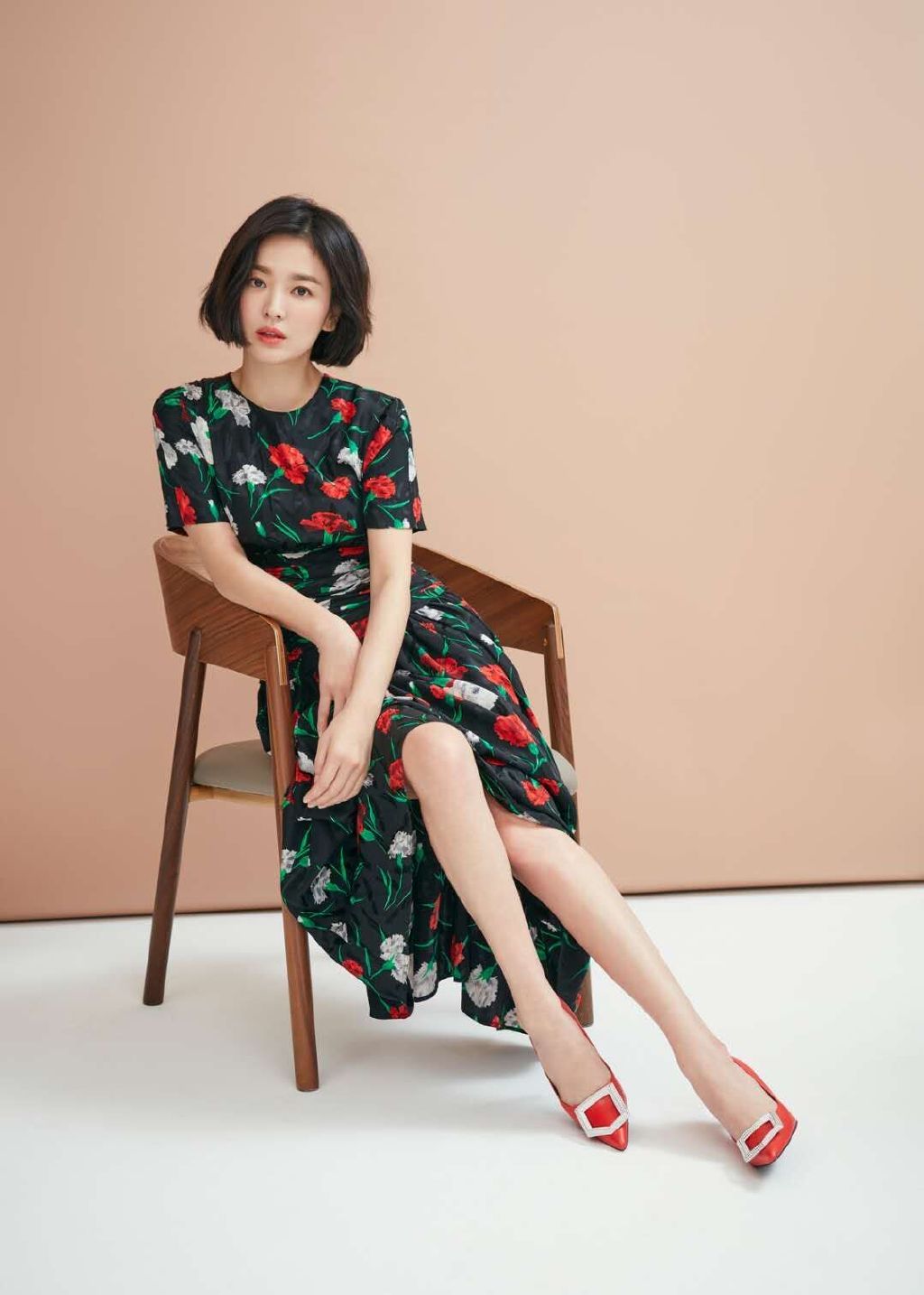 2019年剪这位女明星短发超流行宋茜宋慧乔和陈数都爱剪漂亮