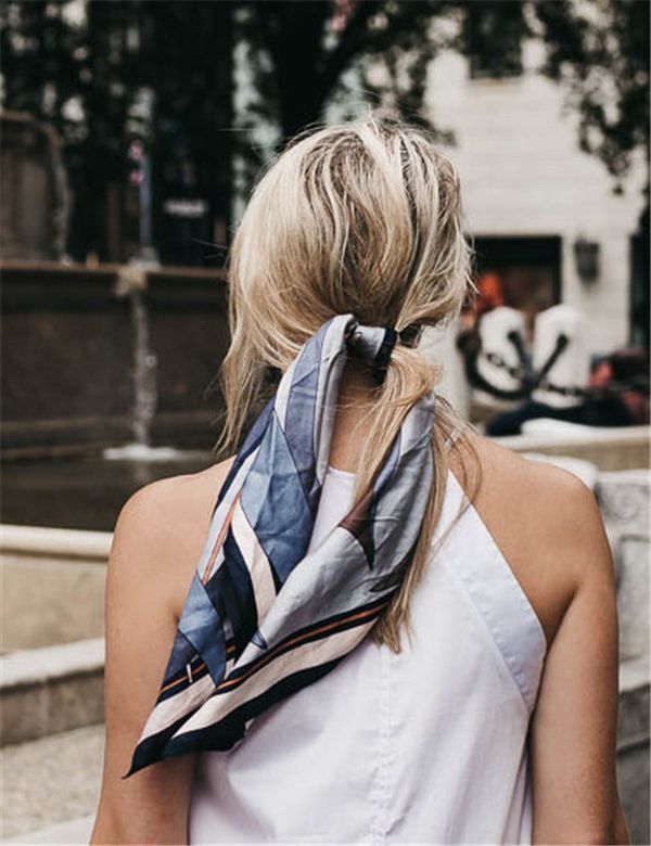 时髦精玩转百变丝巾 给夏天带来不一样的潮流时尚