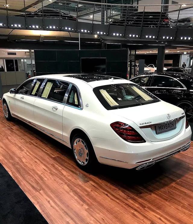 实拍|奔驰迈巴赫s650 pullman v12,无可撼动的气场!