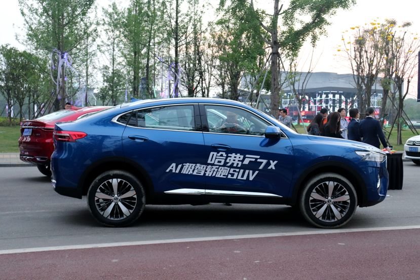 开启轿跑suv新时代,长城哈弗f7x上市 售11.99万元起