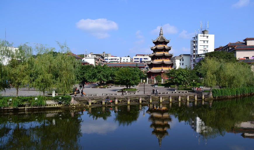 四川遂宁最东边的县,和重庆接壤,拥有赤城湖景区|高峰山|赤城湖|遂宁_新浪新闻