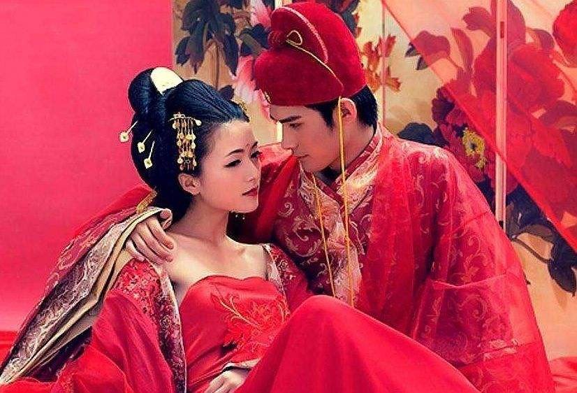 古代公主千挑万选,错过状元嫁给秃头