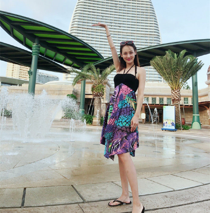 然而虽然在家相夫教子,但是闫博雅却也越来越漂亮了,身材也是保持的