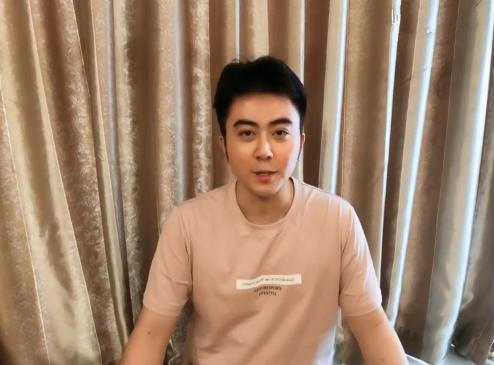 虎牙蛇哥直播打麻将一局赢了8000w网友看懵了这也能开挂