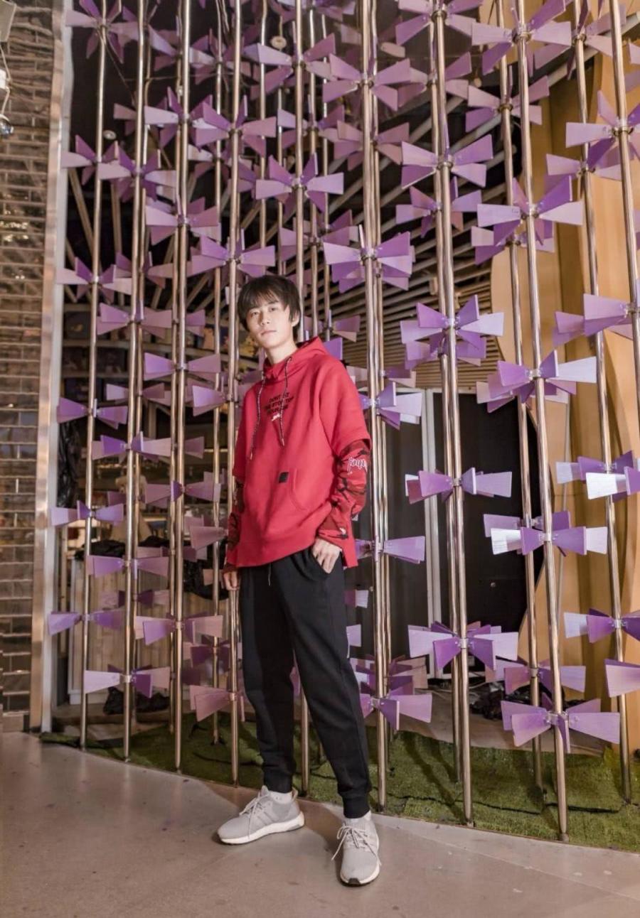 变形计小王子郑子豪史上首位嫌生活费太多要求退还的主人公