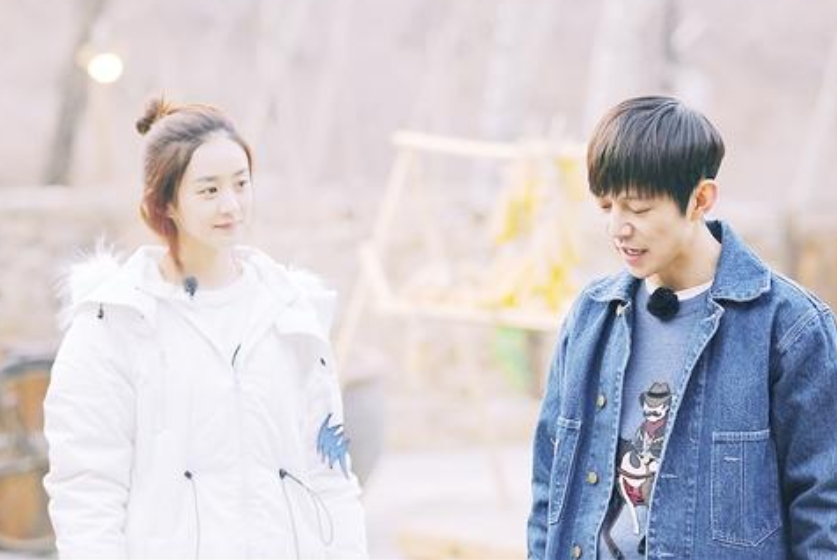 何炅和赵丽颖怎么了?结婚没发文祝福,现今两人互删微博各走各的