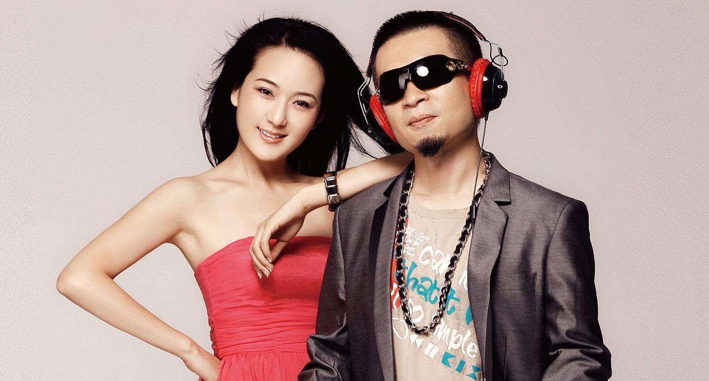 5对男女组合牛奶咖啡清新凤凰传奇很火而他们结为了夫妻