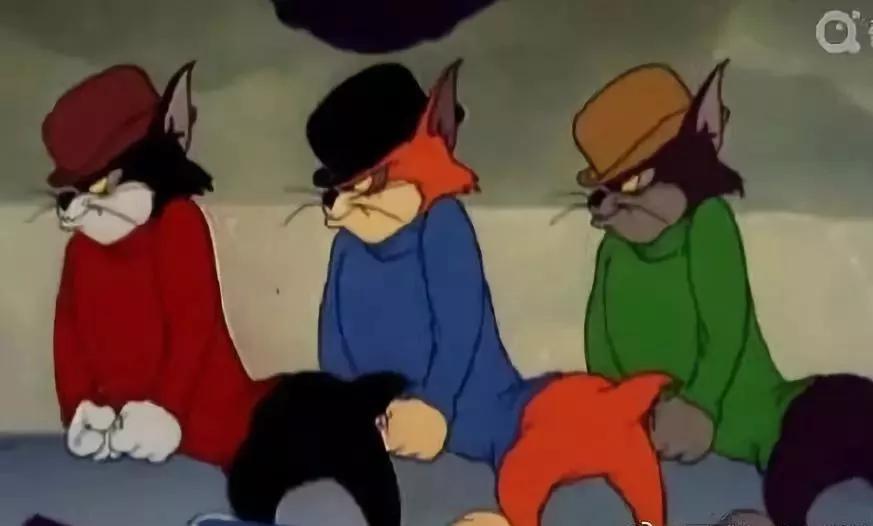 槽友@嗯 : 莫名想到猫和老鼠里撅屁股走的那个动作槽友@潜龙在渊416