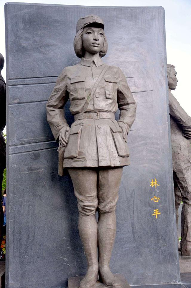 23岁抗日女英雄,坐月子时被汉奸出卖,牺牲后被扔进硫酸缸