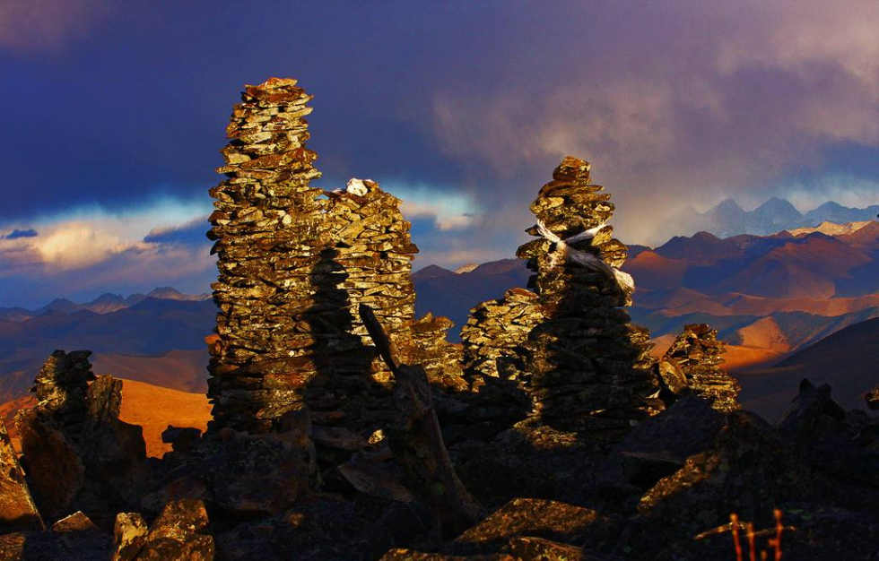 川藏线高尔寺山黑石城一个即将被遗忘的神秘之地