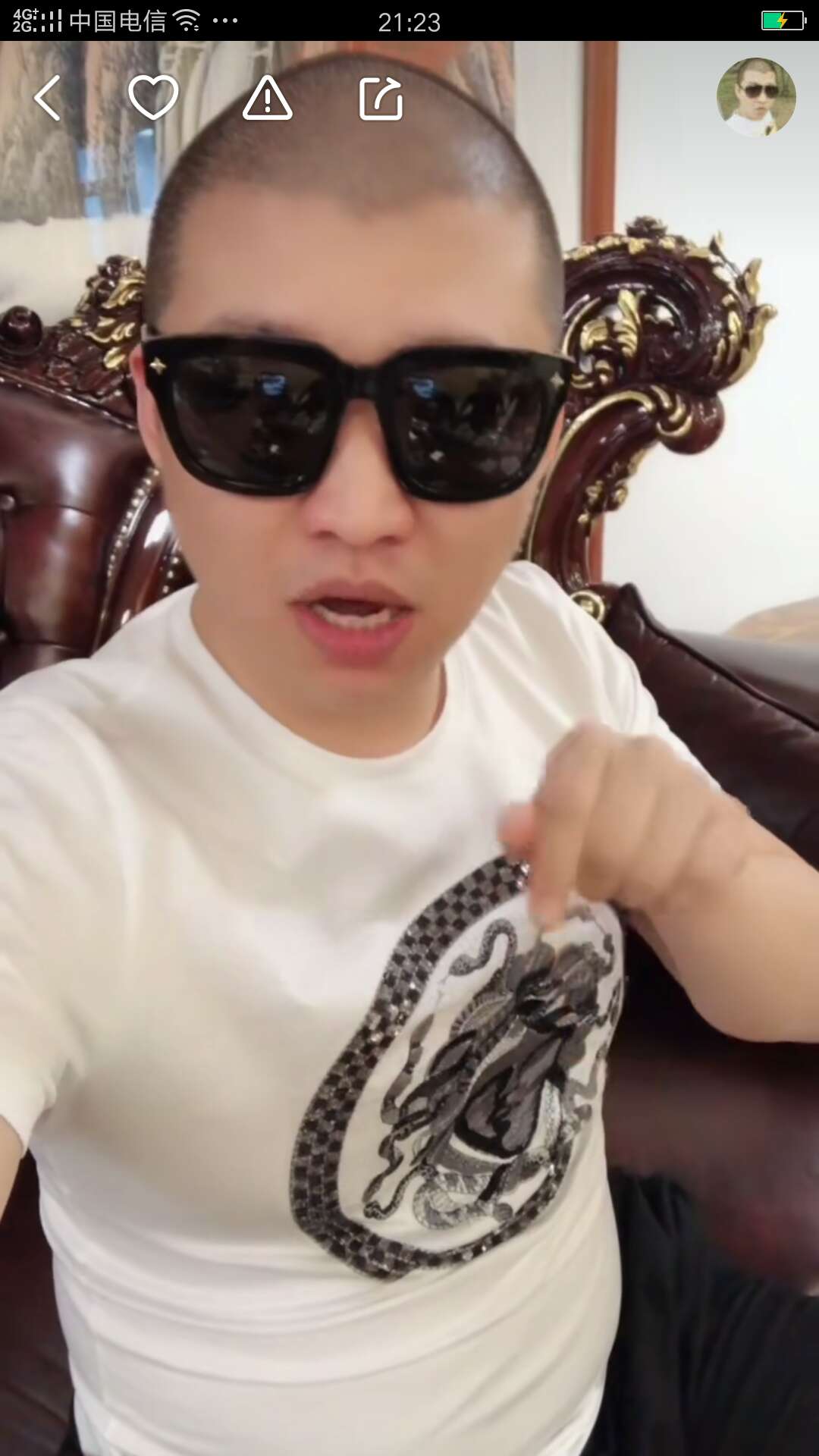 二驴和五哥互掐,二驴的直播间终于被封了!网友;太解恨了!