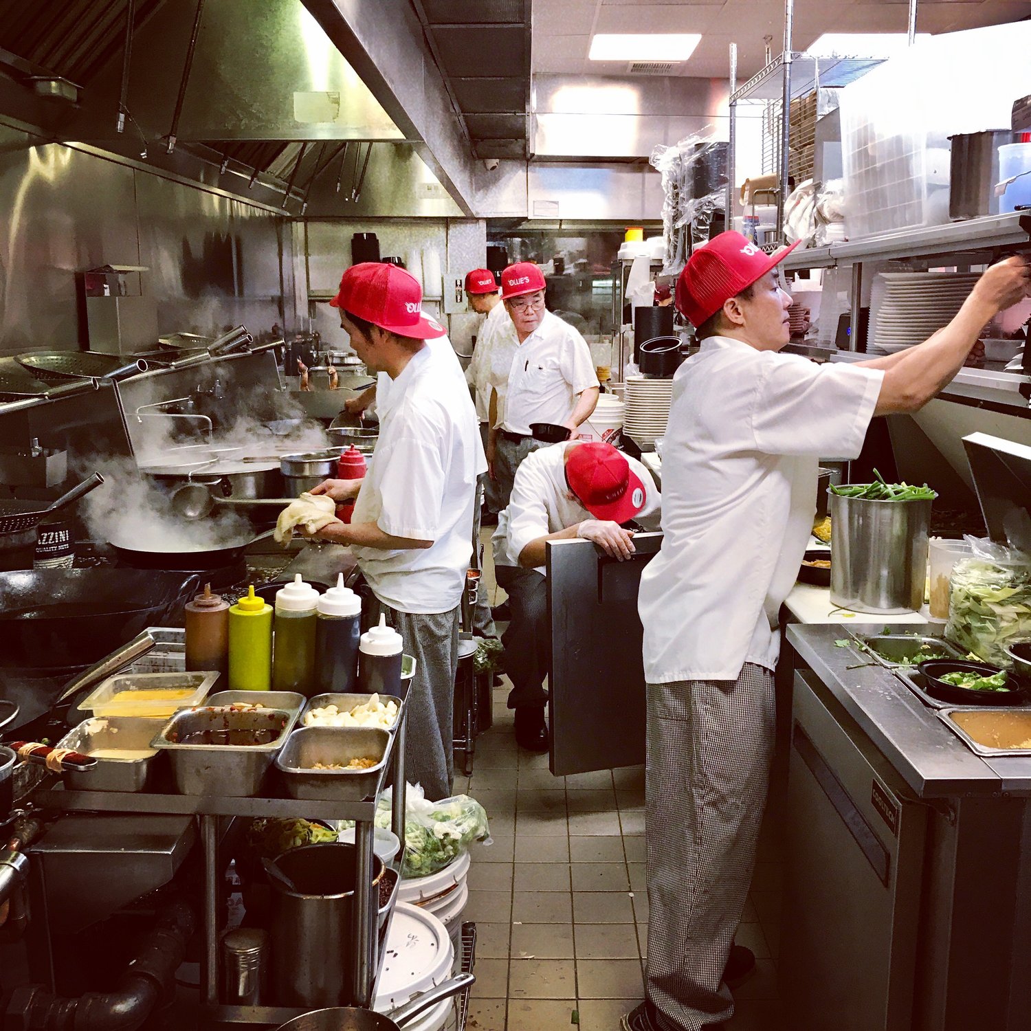 华裔美国青年详解:在美国,判断中餐馆是否正宗的方法