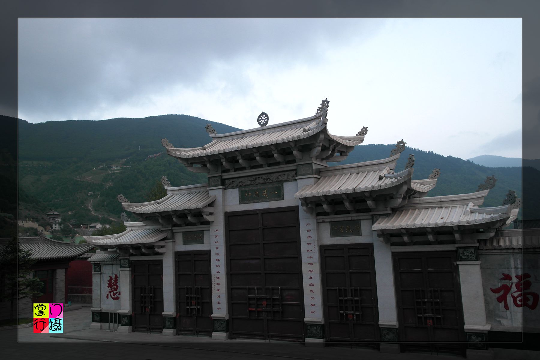 中国最大的尼众佛学院不对外开放一般也不让拍照最后一张暖心