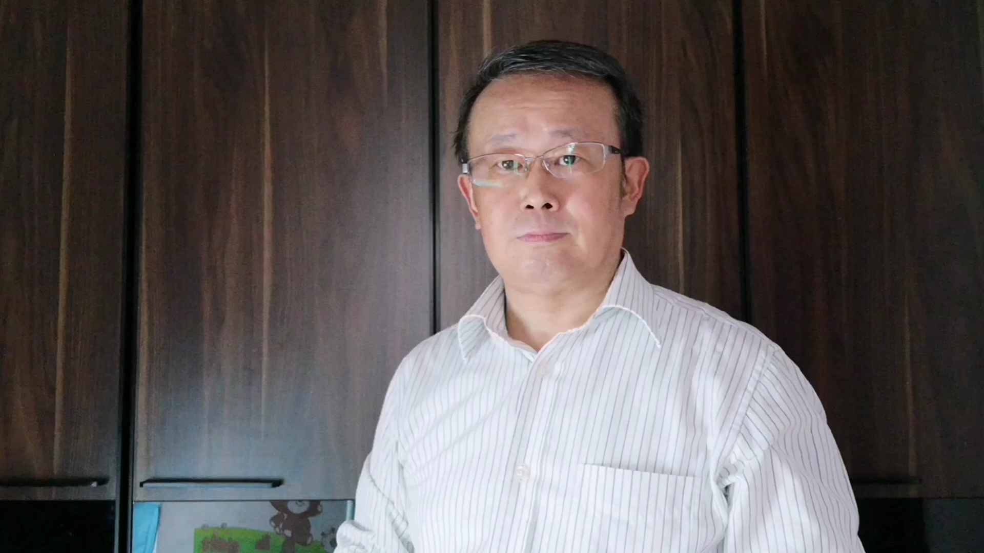 中国体制是做大事的体制,体制没问题//67