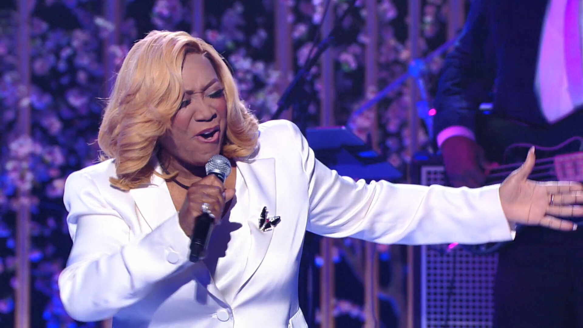 年度神级现场空降!patti labelle奶奶.