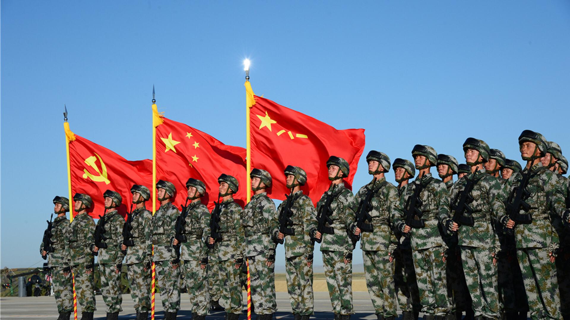 【八一建军节,一起转发点赞!祝:中国军人生日快乐!