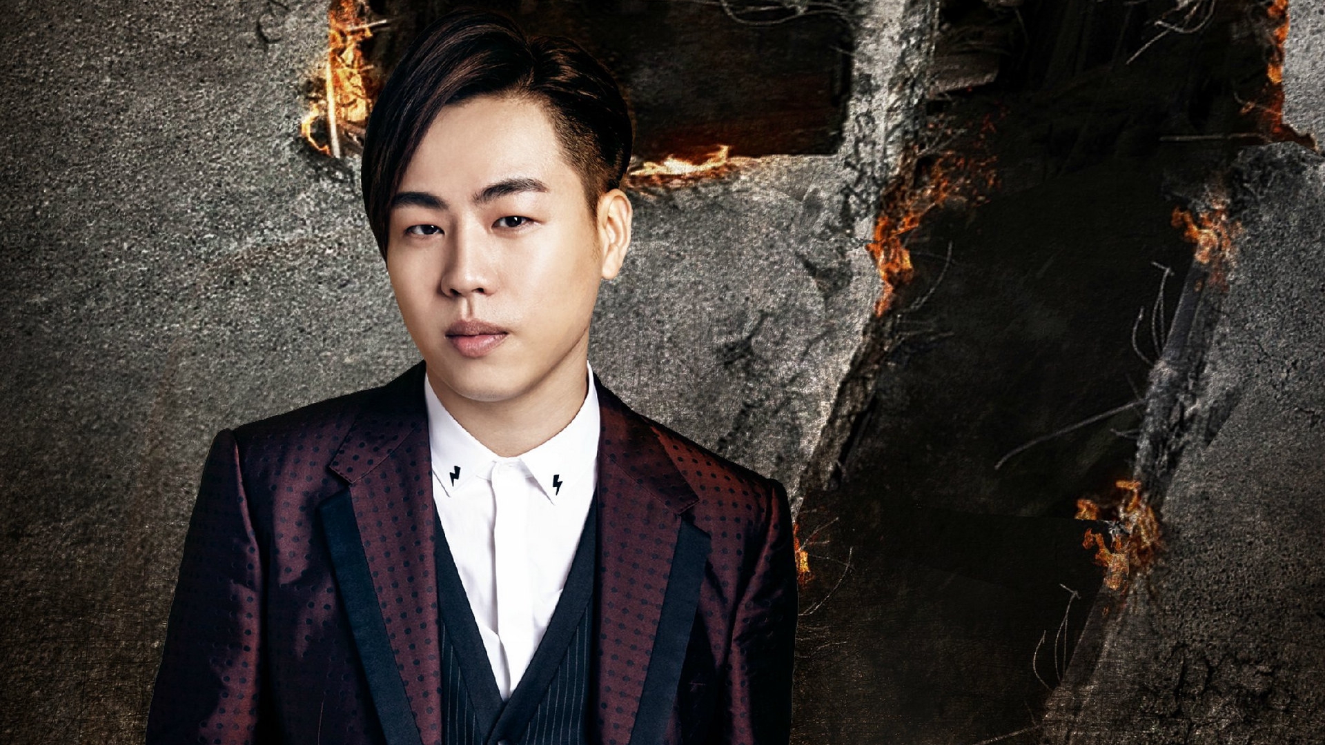 胡彦斌庆生范冰冰看报,杨幂太尴尬了