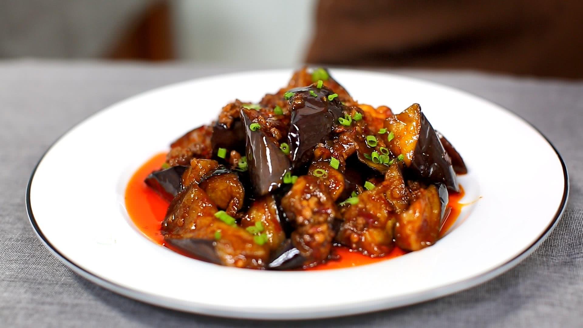 4道香辣爽口的家常菜,简单易做,越吃越上瘾,最后一道人见人爱