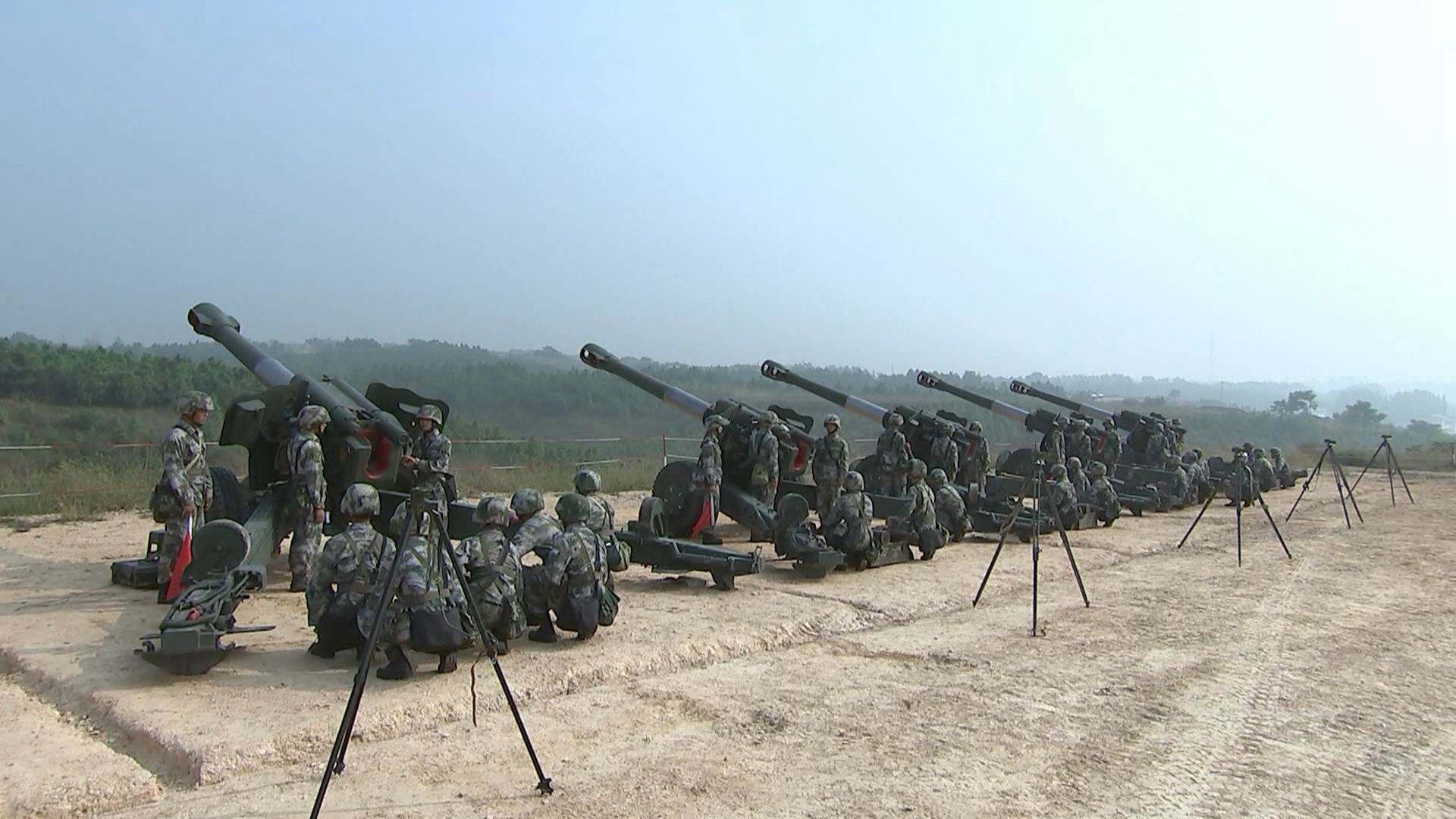 战场上,炮兵炮弹打光了怎么办?步枪替代,直接上阵冲锋