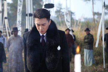 《上海滩》:靳东饰演许文强,气场颜值及形神皆有,成败只在细节