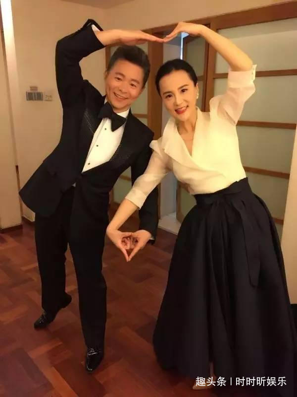 国家一级演员王宏伟老婆曝光,原来是有名的她,难怪一直没有公开