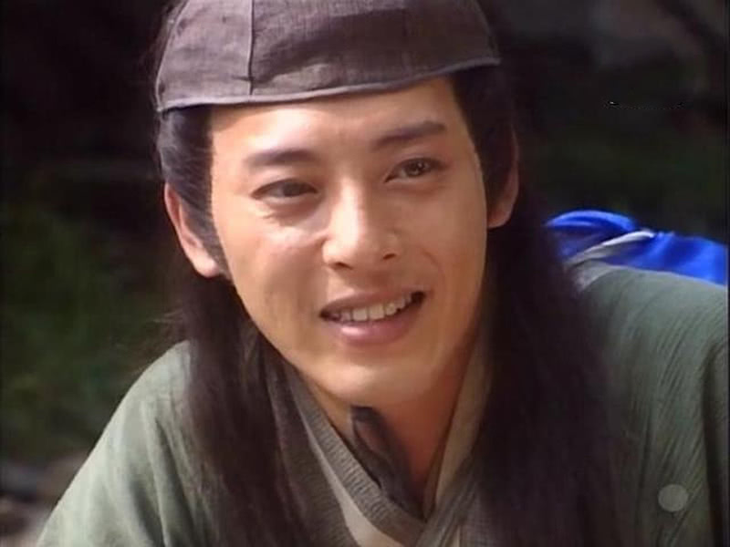 一个过气的男星,30岁爆红,今52岁仍很帅,56岁老婆仍很美