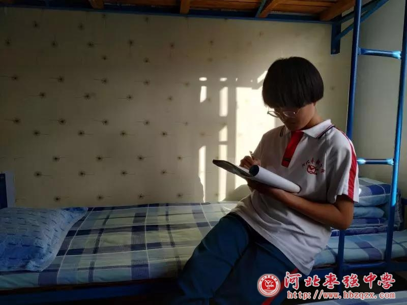 揭秘衡水重点中学的女生宿舍,这个样子有点意想不到啊!