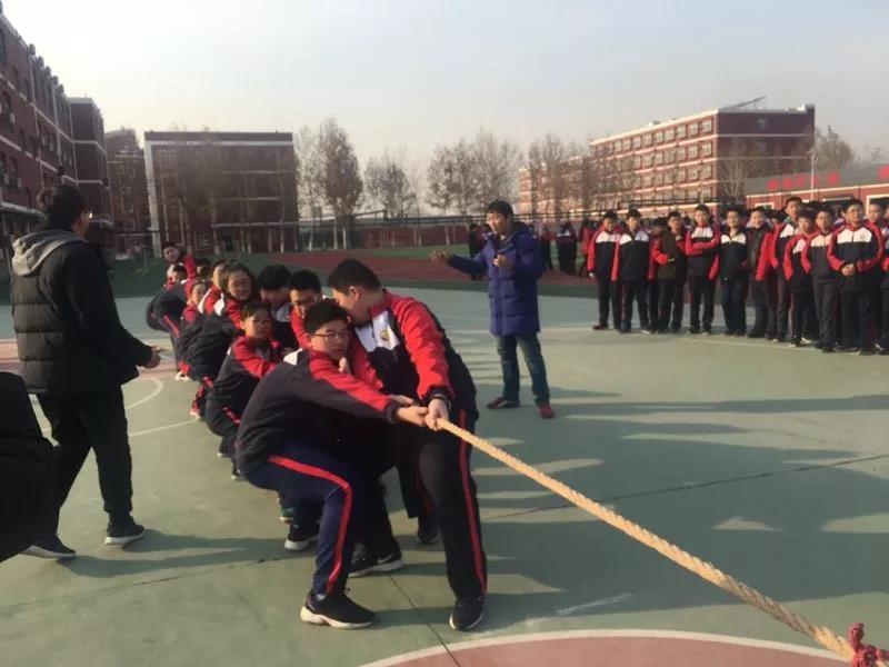 衡水五中力拔山兮气盖世拔河昂斗志比赛凝人心