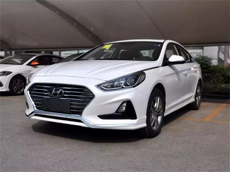 第十代索纳塔实车实拍来了 居然这么有料!今年10月国产上市