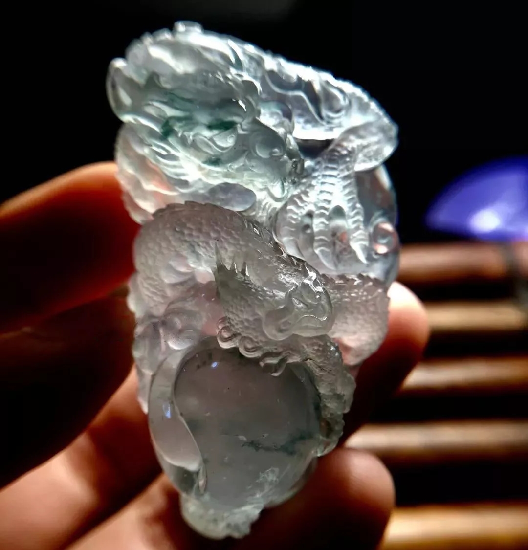 一时冲动淘的翡翠原石,以为亏了,没想到这设计!