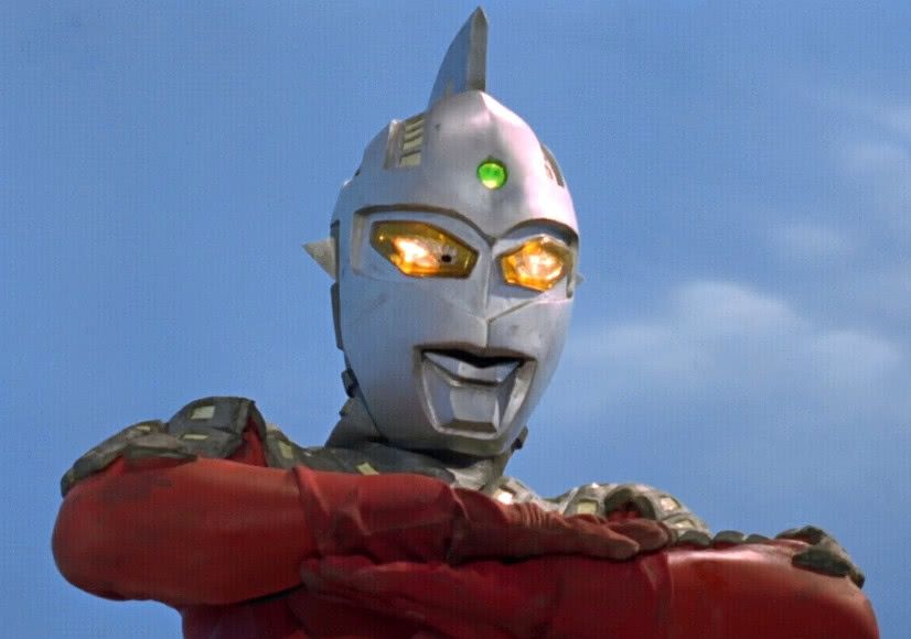 没有特效的时候奥特曼是怎么拍的,光线靠手画,片头是倒放