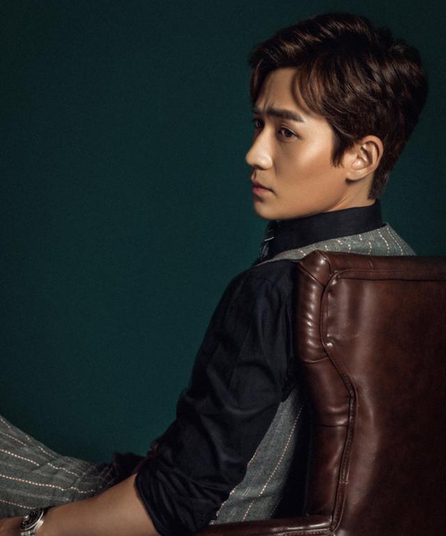 朱一龙无滤镜无精修图曝光!网友:像五十岁的人