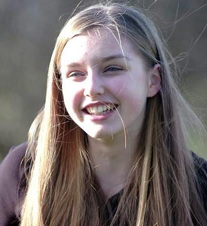 为何在中国,不少英国姑娘不愿回国,给出的理由让网友纷纷点赞