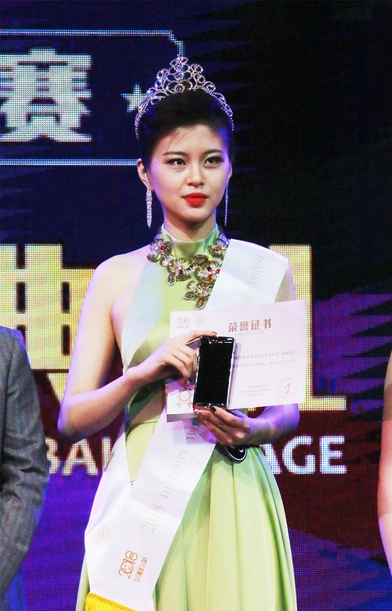 2018美猫世界超模邮轮大赛总决赛张舒婷夺得桂冠