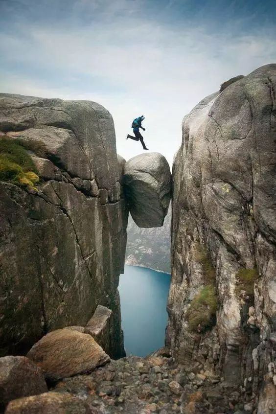 这些照片太变态了,看得我心惊肉跳的!