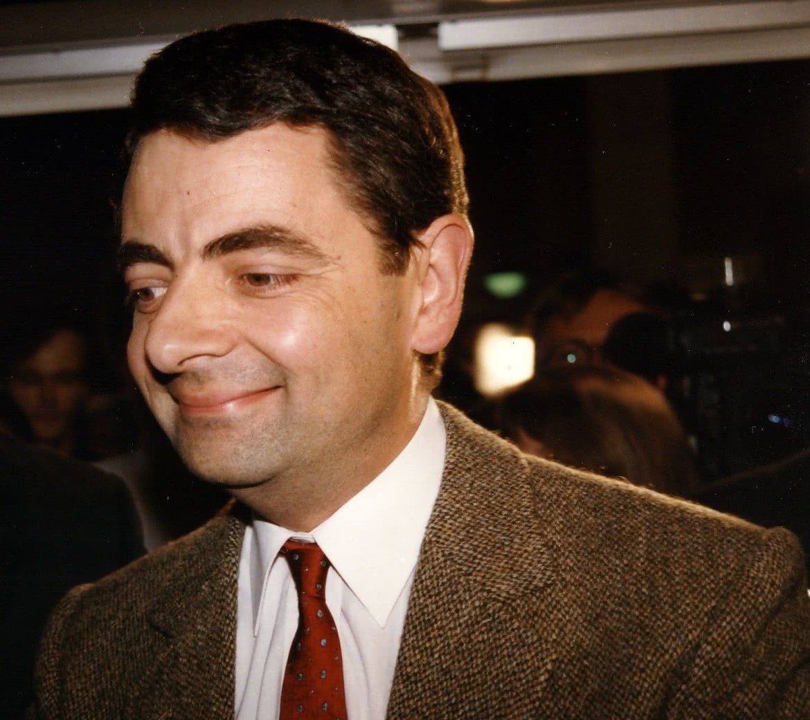 憨豆先生惊喜亮相《我就是演员》,表演被讨论,章子怡表情有亮点