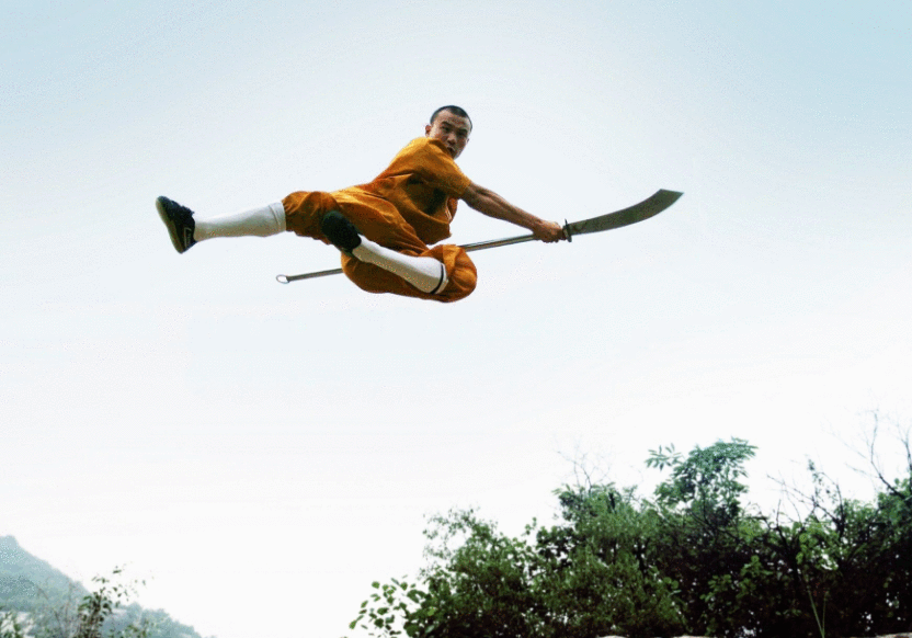 为什么古代武林高手会轻功, 现代人却做不到? 道理其实并不复杂