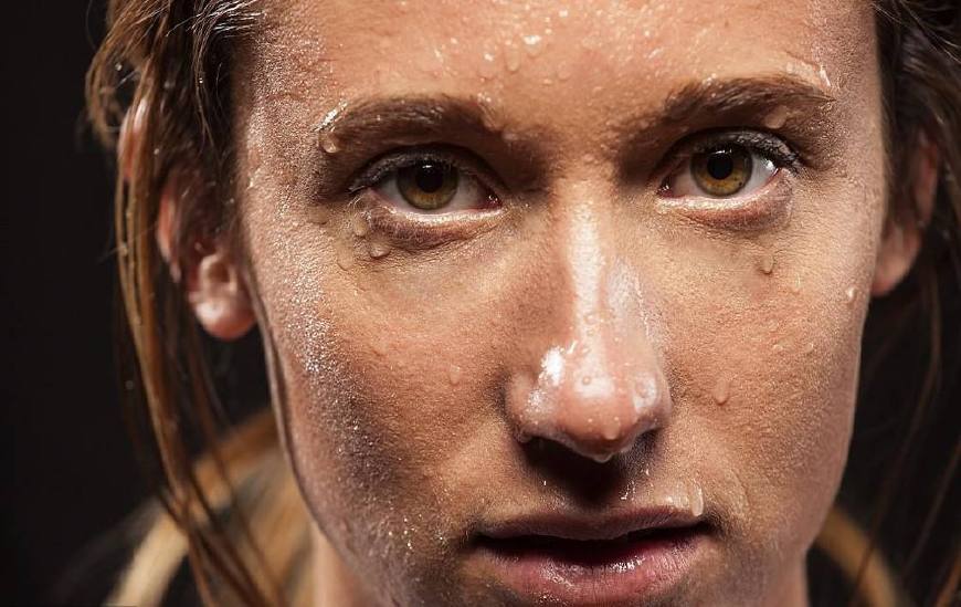 一活动就"满头大汗",可能是身体在向你发"求救信号"