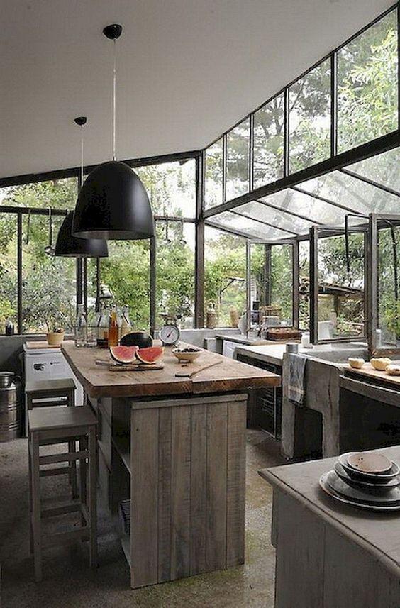 阳光房别养花了!打一排橱柜,装上灶台,变成厨房还挺实用的