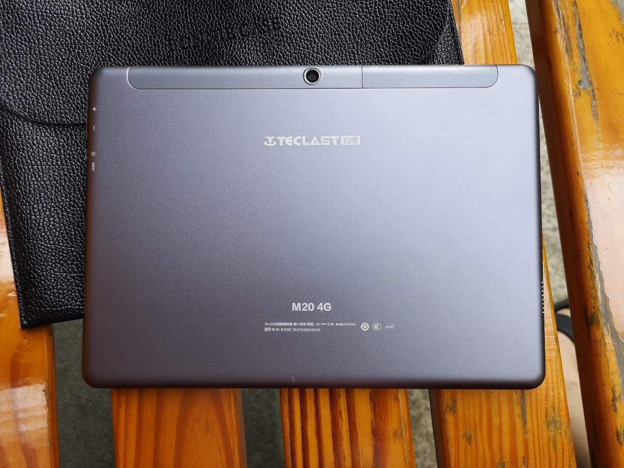 台电m20评测:能打电话的双卡4g大屏平板电脑