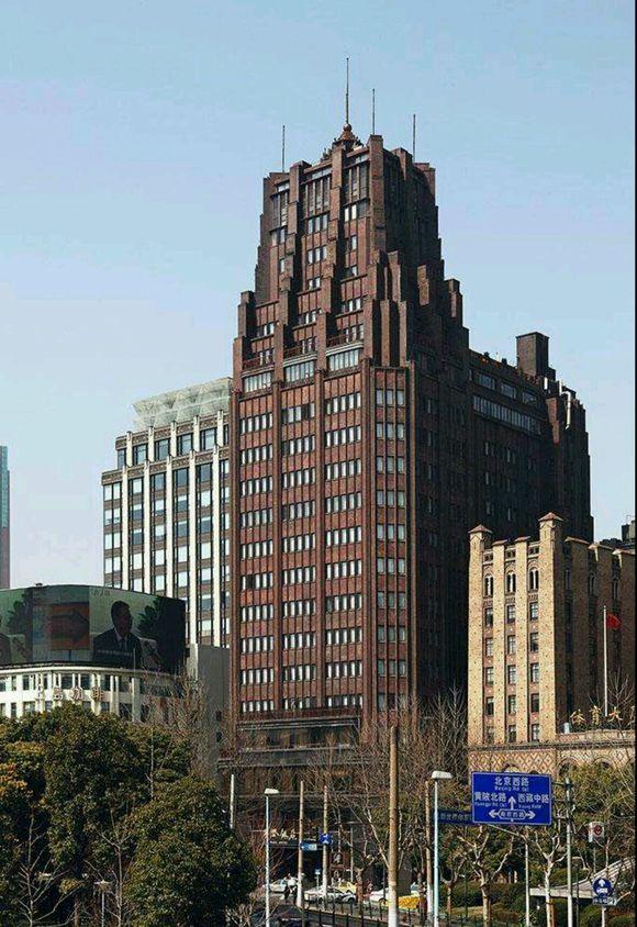 海关大楼 高度:78米 层数:8 并列:1934年到1934年 上海大厦(百老汇