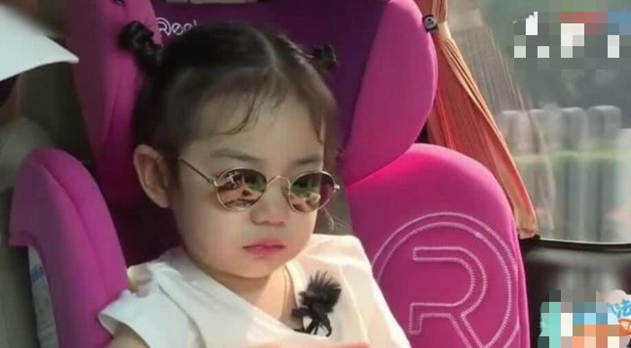 lucky执意不坐儿童座椅,李承铉束手无策戚薇的必杀技太厉害