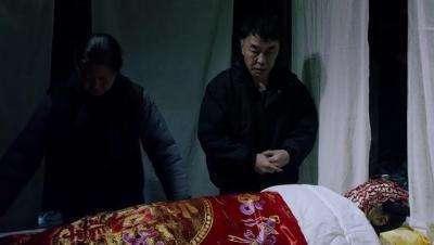 人生在世,或辉煌一生,或平庸一生,最后都逃不出一个"死"字.