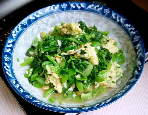 春分节气春菜正当季,用它炒鸡蛋,营养易吸收