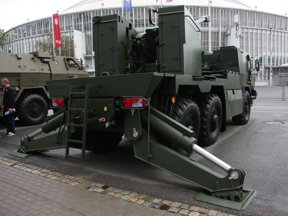 中国全新155毫米卡车炮国际军贸有对手欧洲小国的先进火炮