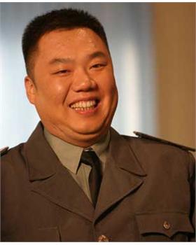 佟掌柜老了,白展堂老了,吕秀才也老了,而她39岁还像18岁