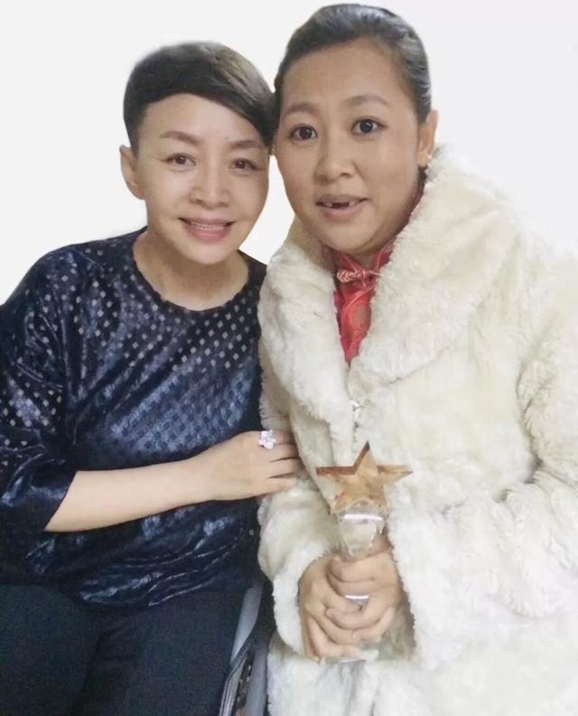 笑傲江湖陈丹丹应邀参加央视户外访谈节目乡约录制